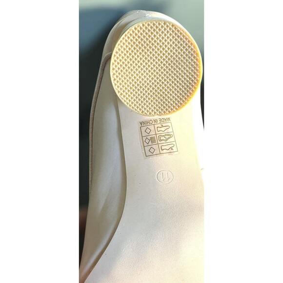 Fashion Nova Queen Of The Game Booties Beige Size 11 Lace-Up High Heel Boots - Picture 8 of 8